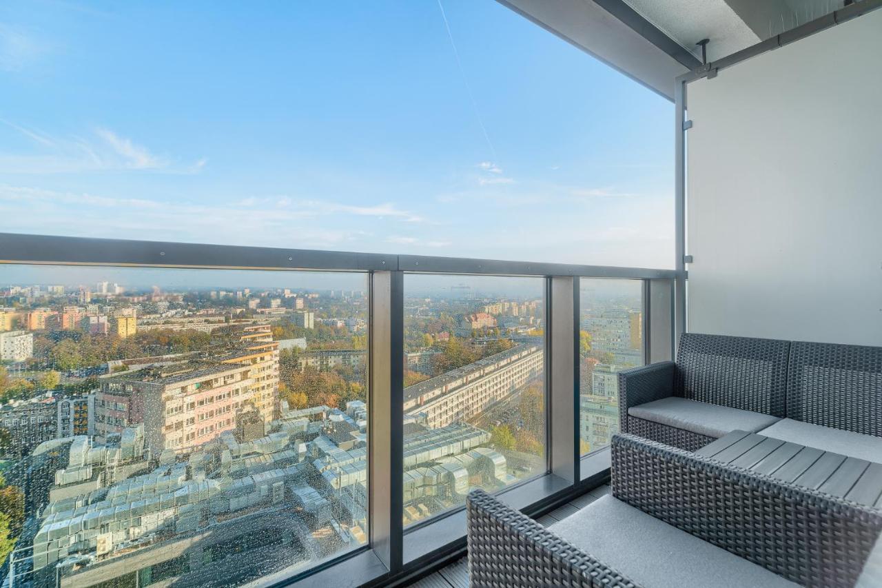 Hanza Tower 1412 Apartment